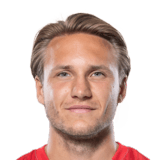 Felix Strauss Face Scan